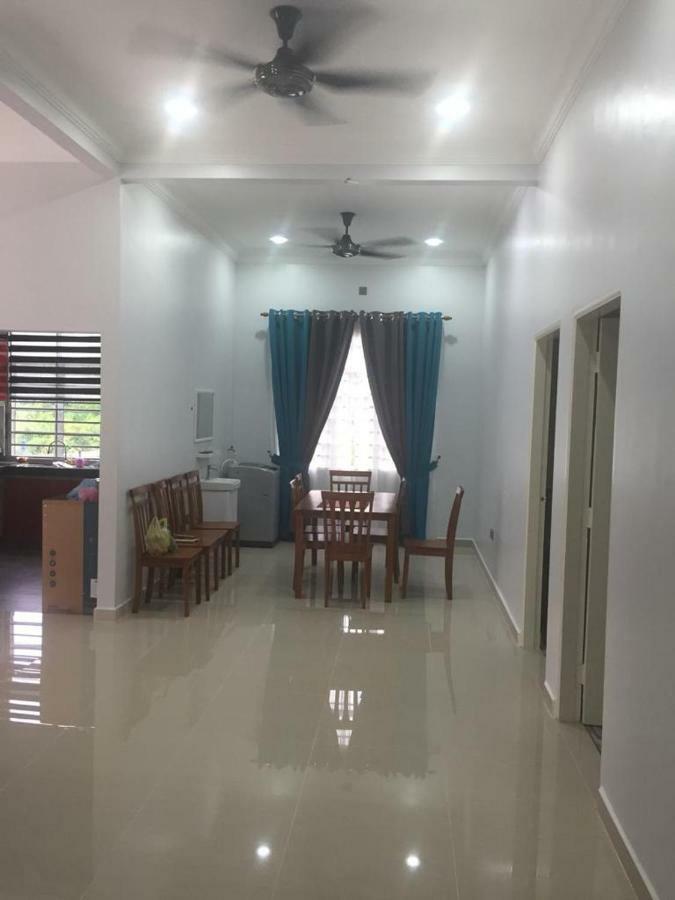 Aar Homestay 쿠알라트렝가누 외부 사진